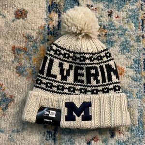 NWT Michigan Wolverines Beanie Pom Pom Hat